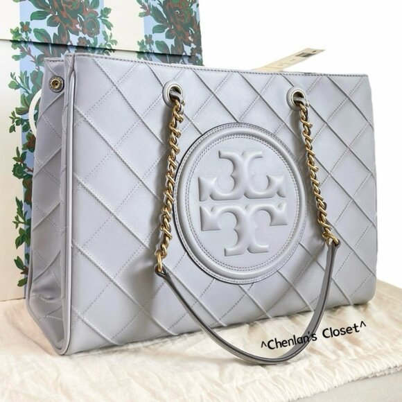 🔥NeW! Authenticated! Tory Burch Fleming Soft Chain Tote - Picture 1 of 15